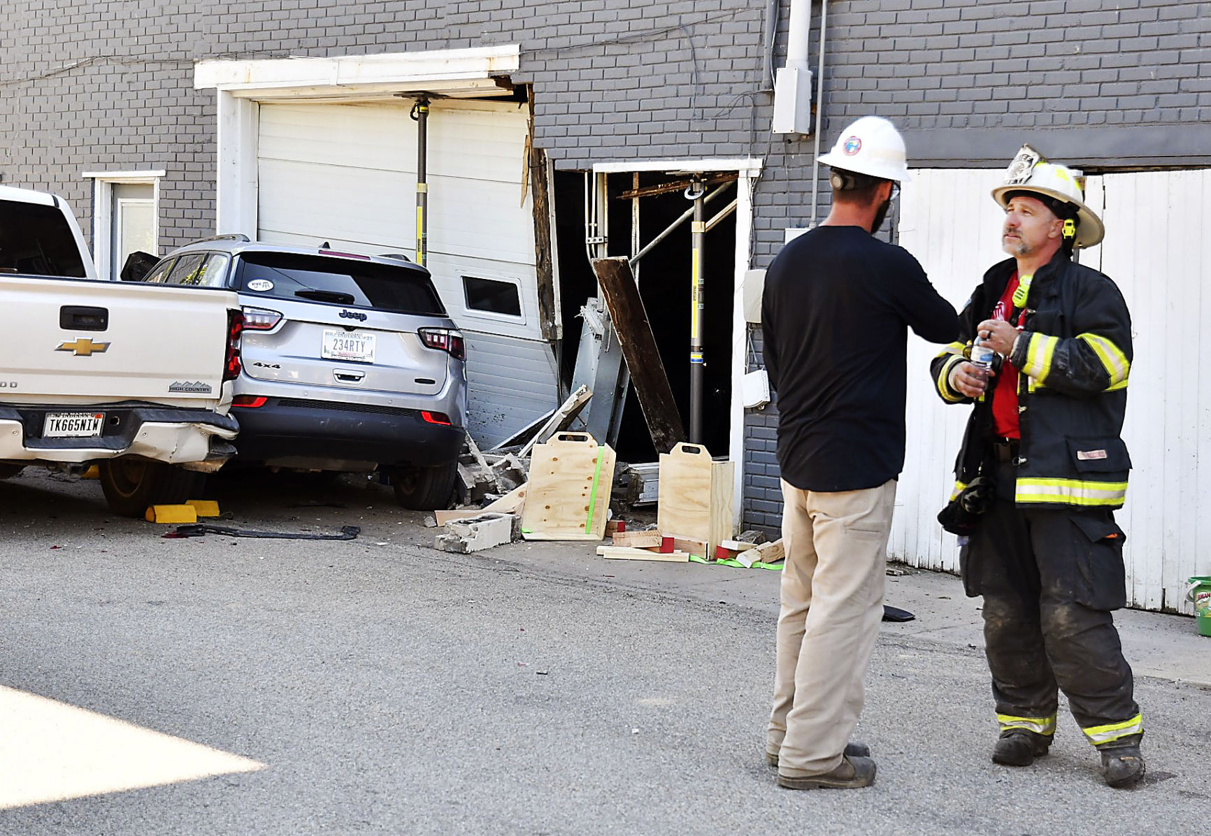 Vehicle goes into building in Markleville